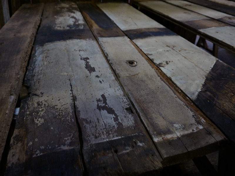 plancher en vieux bois avant restauration
